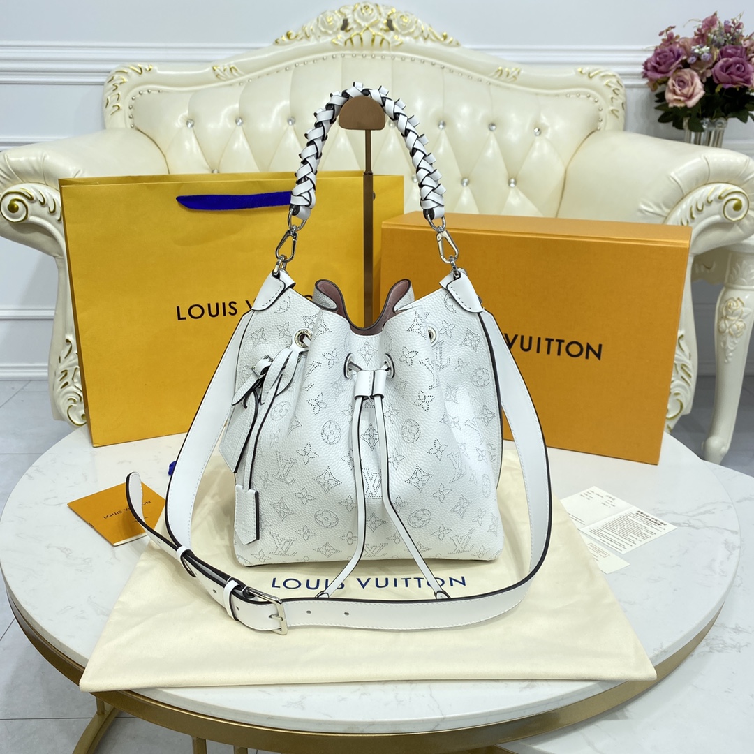 Louis Vuitton MURIA Bucket Bag Mahina Leather M58483 Snow White